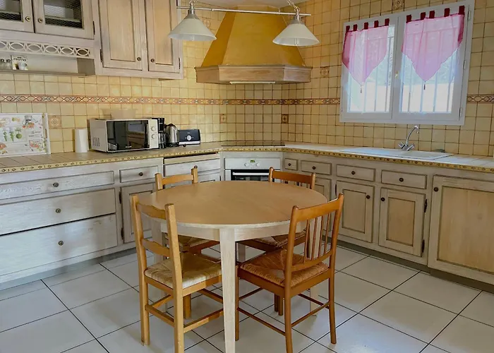 F5 A Banyuls-sur-mer, Terrasse, Garage, Climatisation Proche - Fr-1-309-149